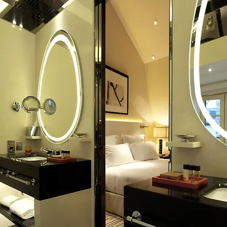 Montaigne Otel Paris
