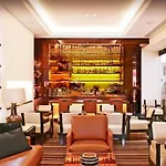 Montaigne Hotell 5*