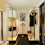 Montaigne Hotell 5*