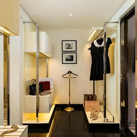 Montaigne Hotel 5*