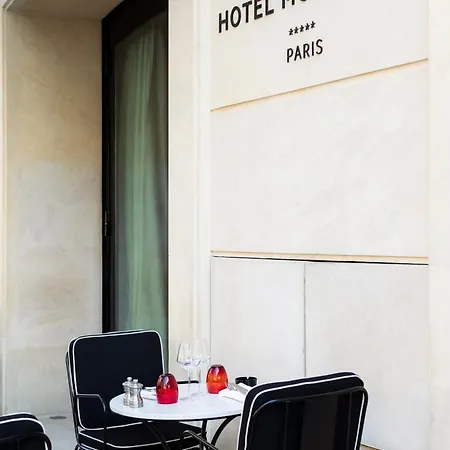 Montaigne 5*