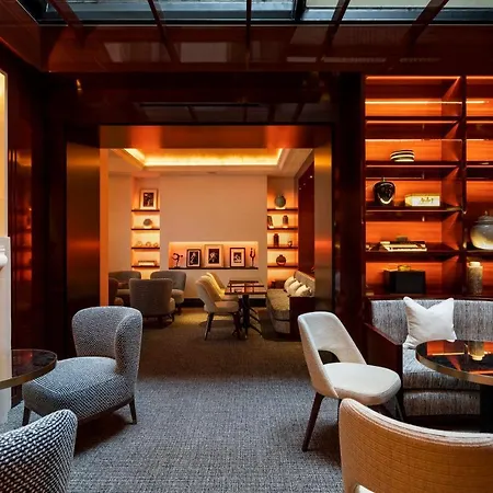 Montaigne 5*