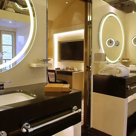 Montaigne Hotel Paris